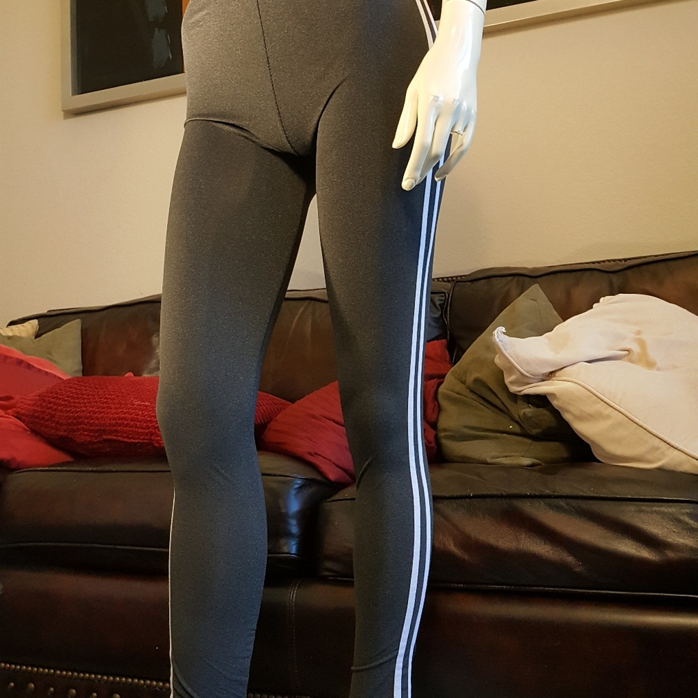 Spandex Gray high waisted leggings